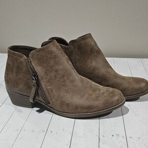 Arizona Ankle Boot Sz 8.5 Faux Leather Side Zipper